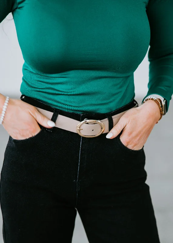 Effortless Detail Oval Belt