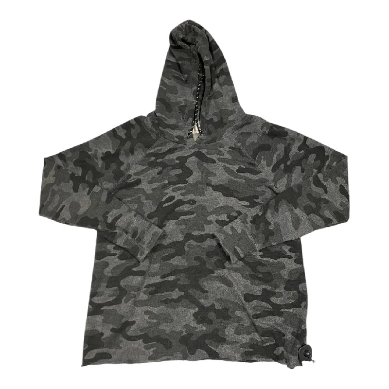 Sweatshirt Hoodie By Sundry In Camouflage Print, Size: Xs