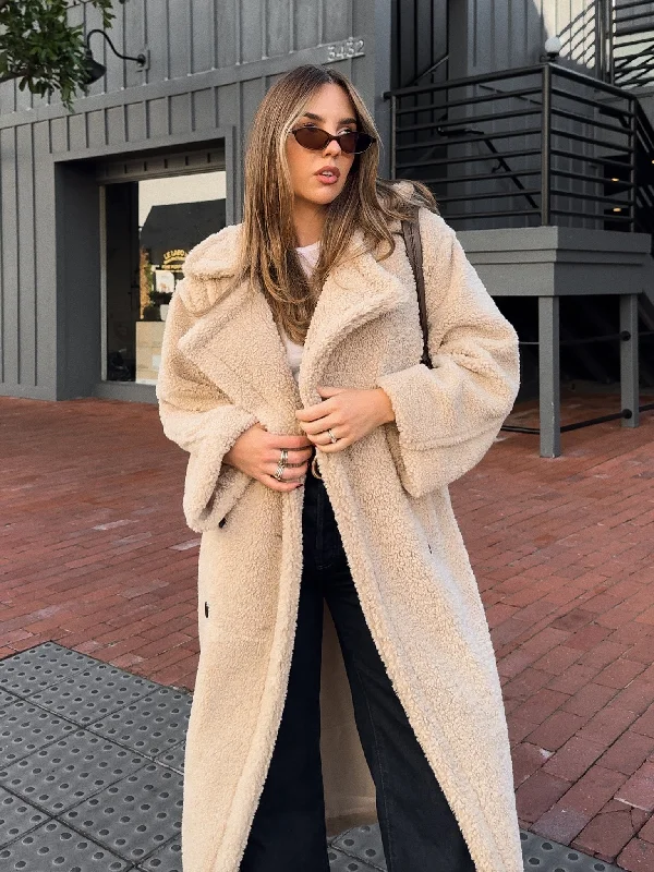 Aspen Sherpa Coat in Beige