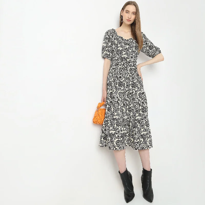 Regular Fit Printed Dress