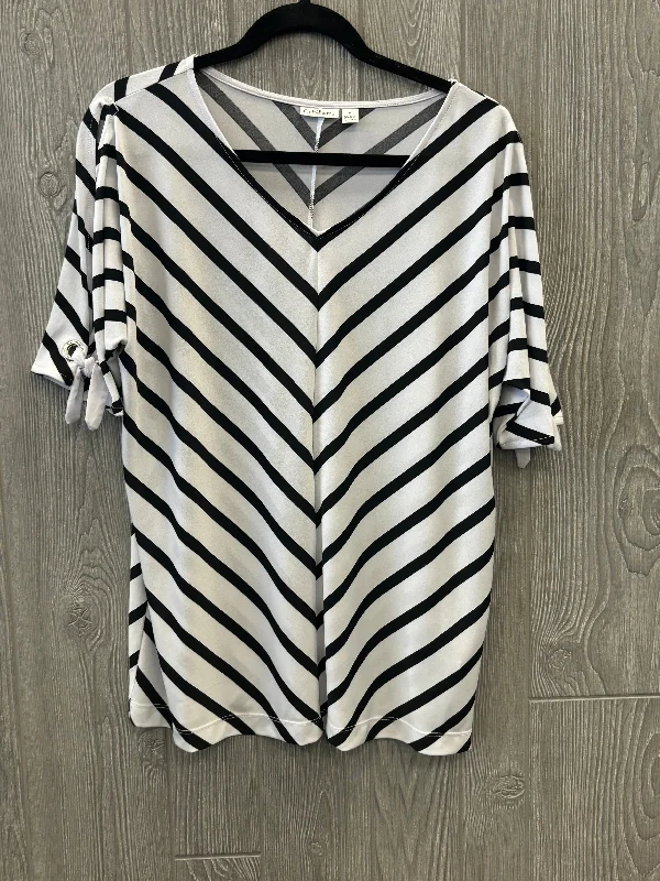 Black & White Top Short Sleeve Croft And Barrow, Size M